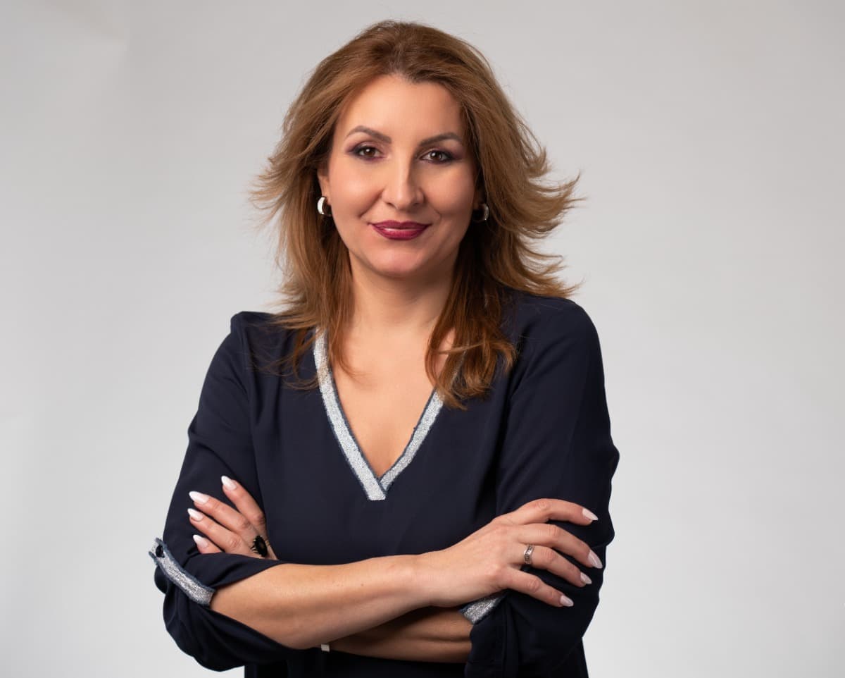 Радомира Михова